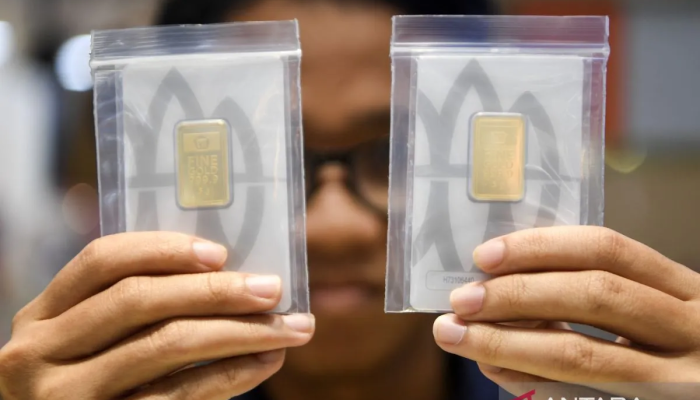 Harga Emas Antam Naik Rp20.000