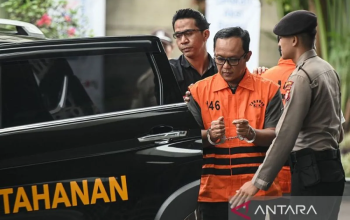 KPK Usut Penghasilan Lain Bupati Lampung Tengah Nonaktif Ardito Wijaya