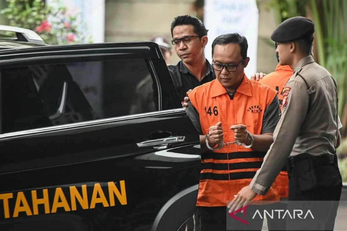 KPK Usut Penghasilan Lain Bupati Lampung Tengah Nonaktif Ardito Wijaya