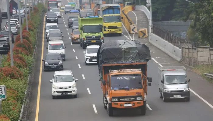 Pembatasan Angkutan Barang Mulai 13 Maret