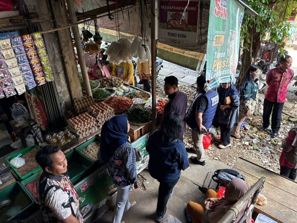 Polda Lampung Dampingi BAPANAS RI Pantau Harga Sembako